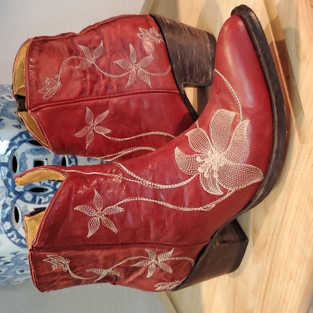 ⭐️ RARE OLD GRINGO SHORT BOOTS